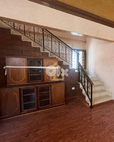 Villa for rent in Ain Aar RB201 فيلا للإيجار في عين عار