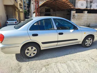Nissan Sunny 2004