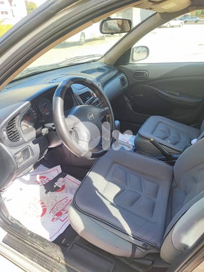 Nissan Sunny 2004