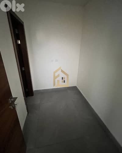 Apartment for sale in Rawche MJ54 شقة  للبيع في روشة