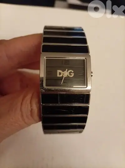 ساعة D&G الأصلية حالة ممتازة
