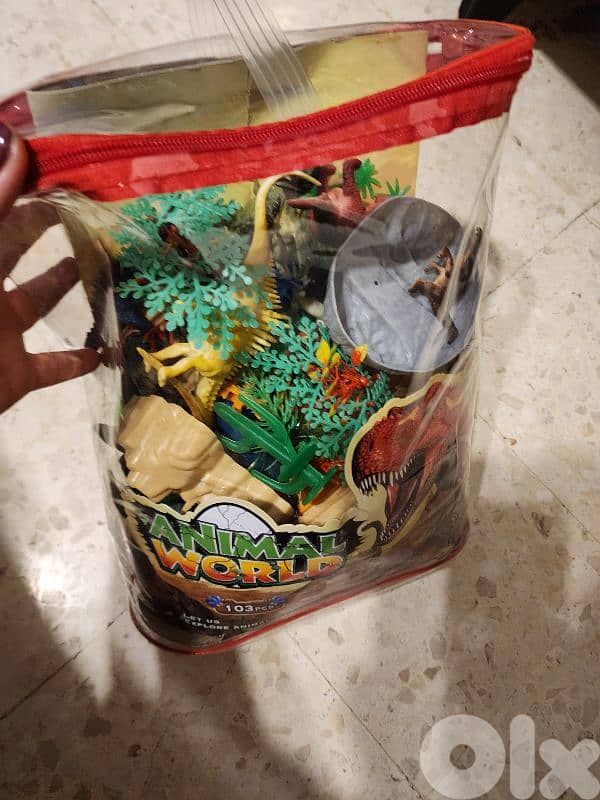 dinosaurs in the wilderness 0