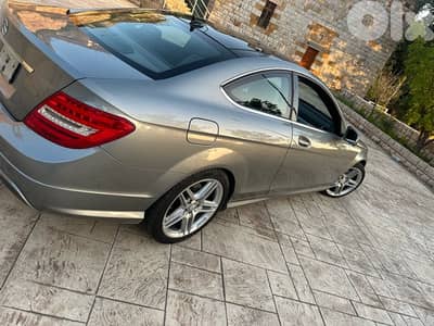 Mercedes-Benz C-Class 2012