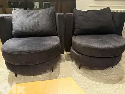 Modern Black Accent Lounge Chair – Elegant & Comfortable
