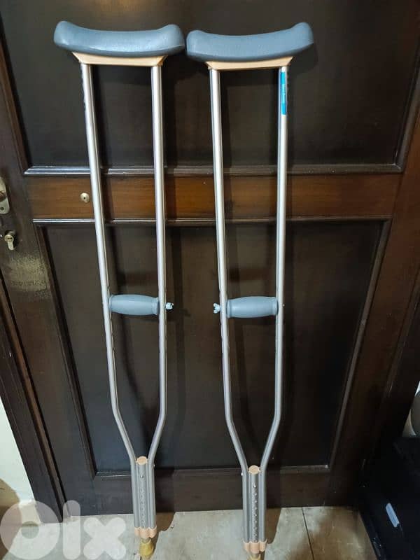 MOB Line Adjustable Crutches – Like NewBrand: MOB Line. 0