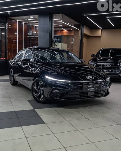 Hyundai Elantra 2025