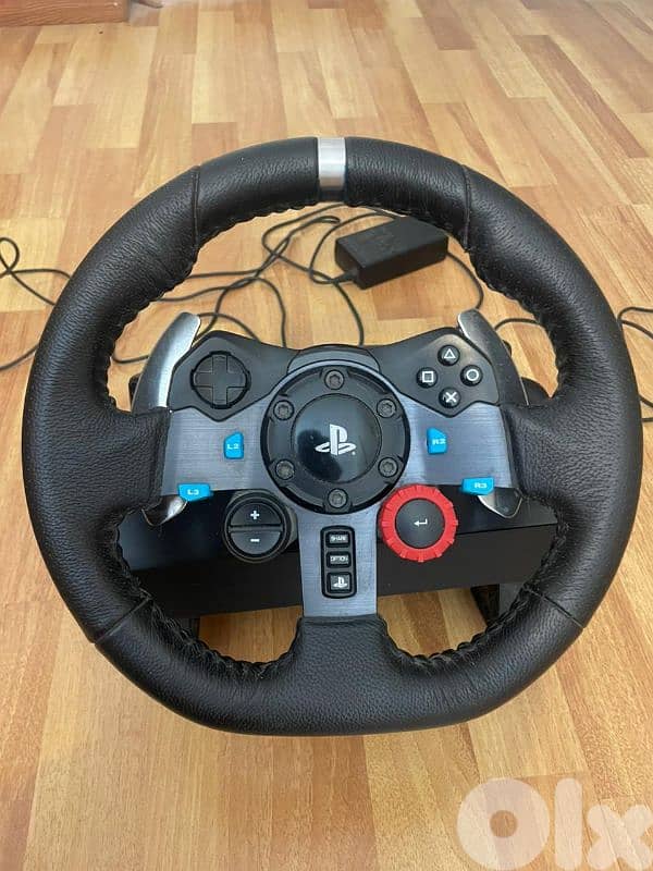 Logitech G29 Racing Wheel 1