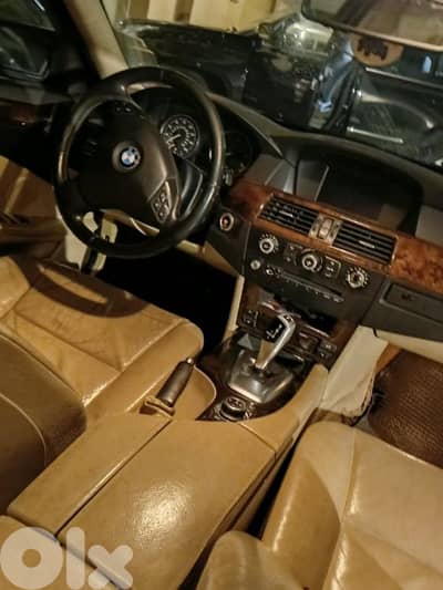 BMW 5-Series 2010