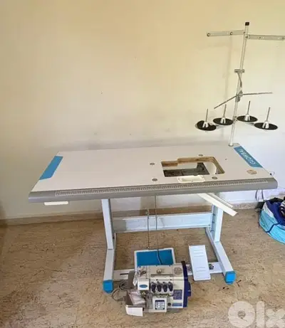 ماكينة حبكة صناعية  Singer Industrial Overlock Sewing Machine 4 Thread
