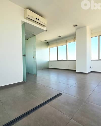 RAO26-5082 Office for Rent – Sin El Fil | 90 m²