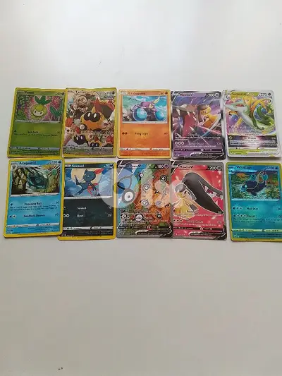 6 Pokémon cards