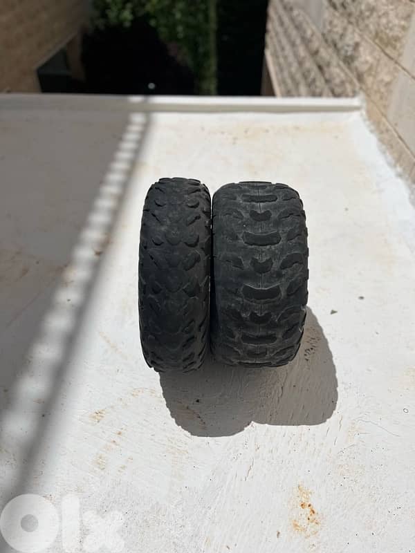 atv maxxis tires AT22x10-10 0
