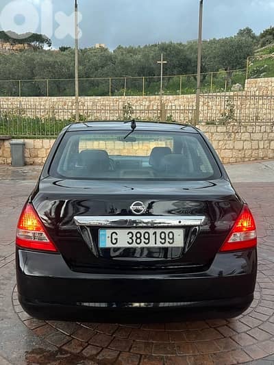 Nissan Tiida 2009