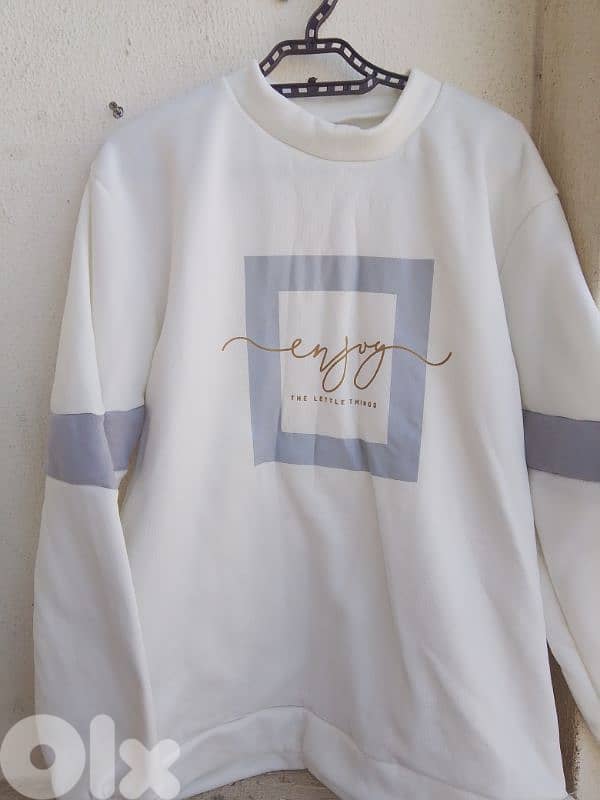 Sweater 0