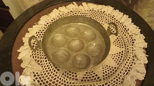 مقلاة بيض نحاسية تقليدية / Egg Poaching Pan