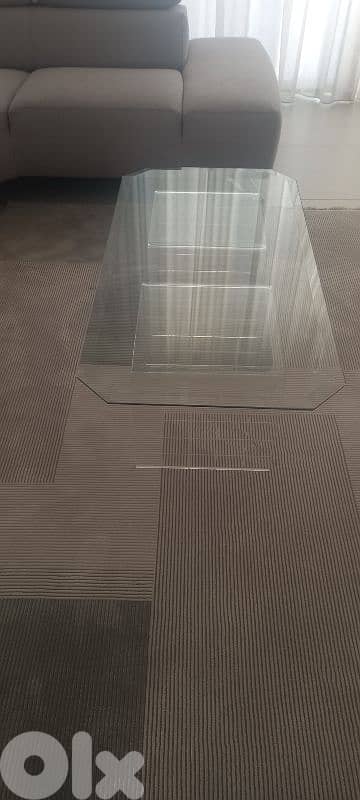 Glass Table with plexiglass support 6