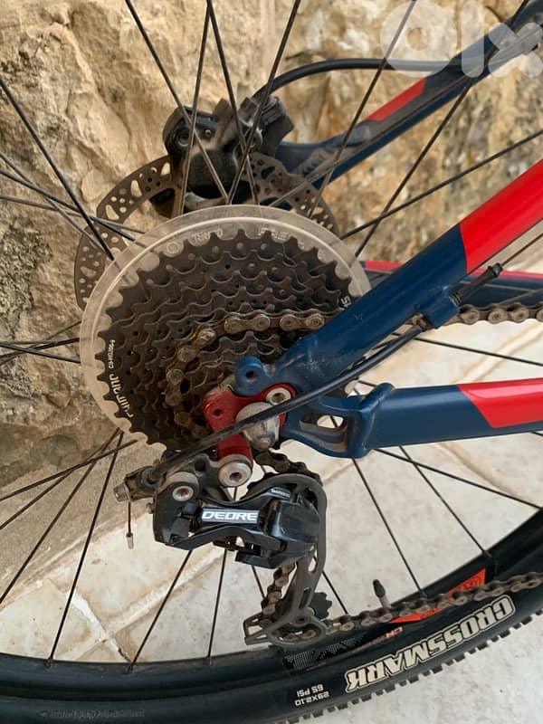 Off-Road Giant Bicycle 2