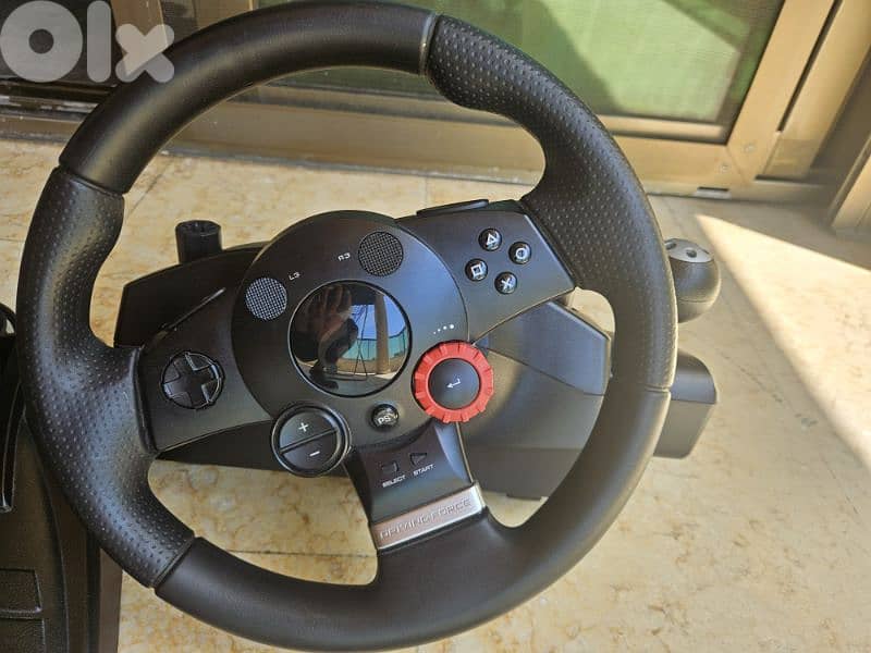 Logitech wheel driving force GT 4