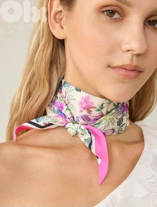 New Fashionable Woman Floral Printing Multi-Functional Silk Scarf 0