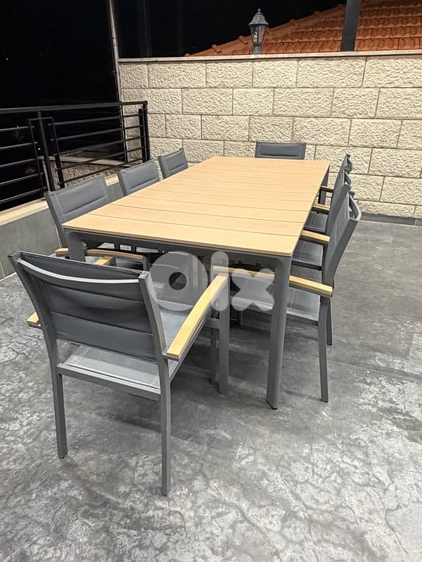 outdoor rooftop lounge setup 3