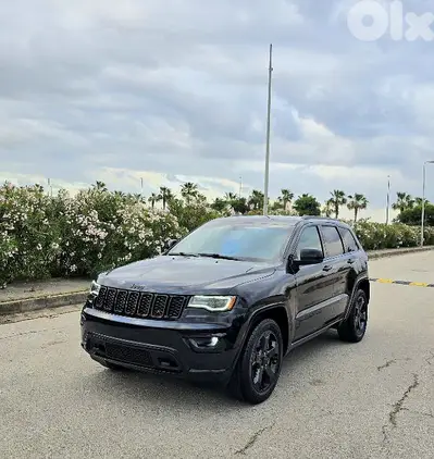 Jeep Grand Cherokee Upland 2019 Ajnabi Jeep Grand Cherokee Upland 2019 Ajnabi