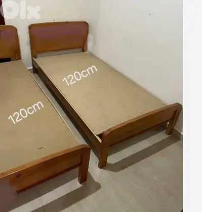 للبيع سرير عدد ٢