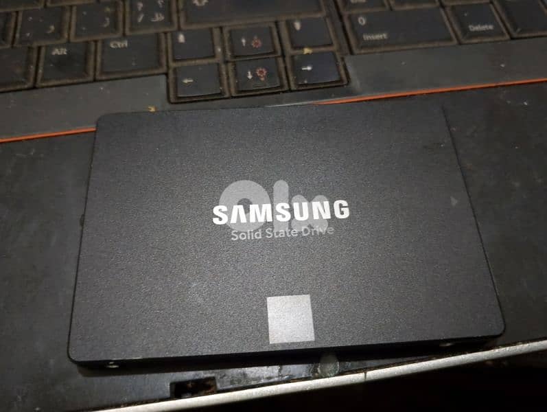 samsong ssd 1tb + 4+4 ddr4 ram 0