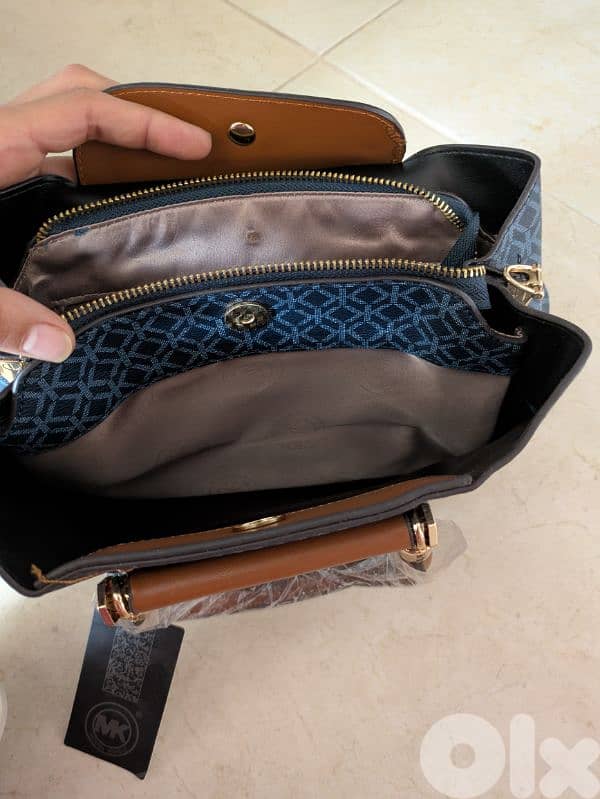 hand bag 0