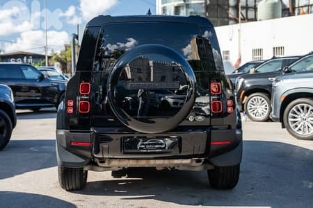 Land Rover Defender 2023