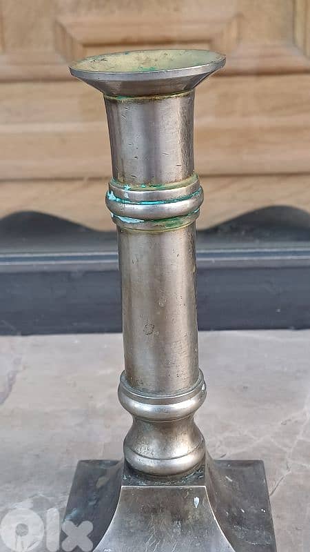 antique 8