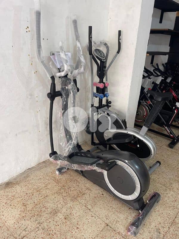 Ellipticalheavy duty hold up to 140kg 1