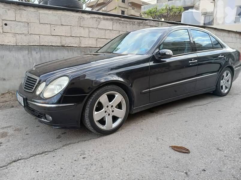 Mercedes-Benz E-Class 2004 0