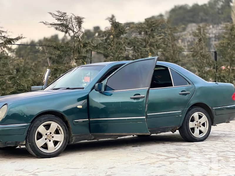 Mercedes-Benz E-Class 1996 0