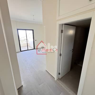 Hot Deal apartment in halat for sale شقة لقطة للبيع في حالات