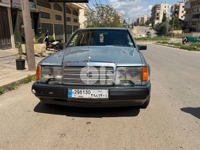 Mercedes-Benz 230 1988