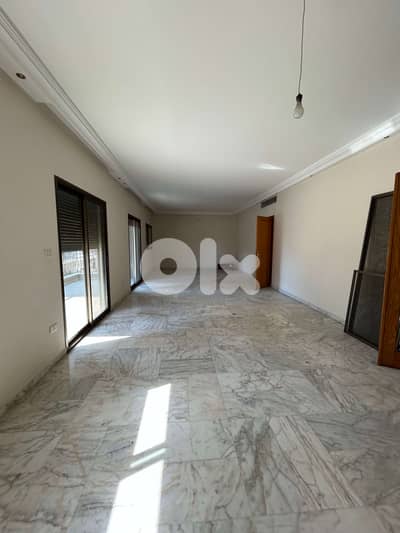 Apartment for Sale in Achrafieh | شقة للبيع في الأشرفية