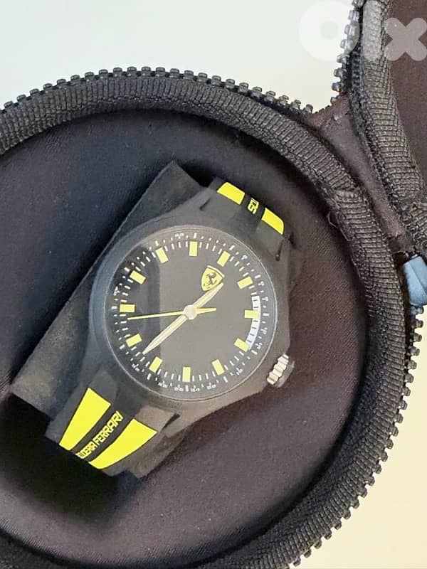 Scuderia Ferrari watch 1