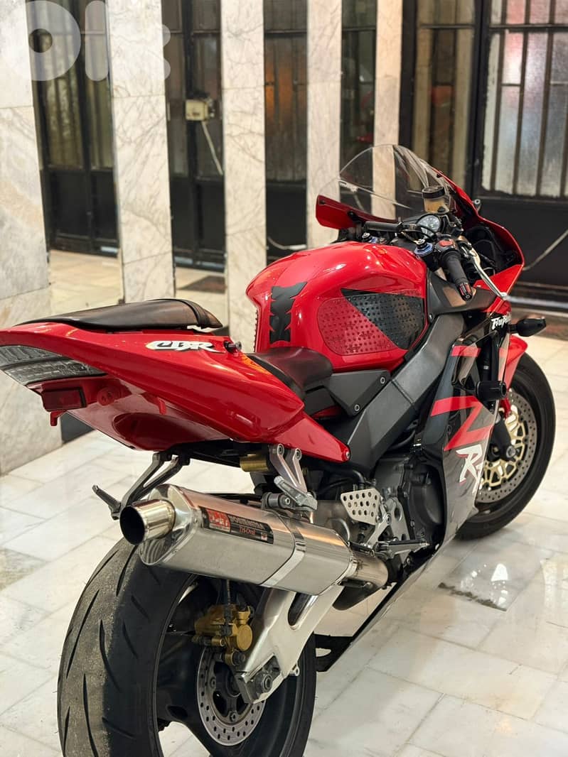 Cbr 954 RR 0