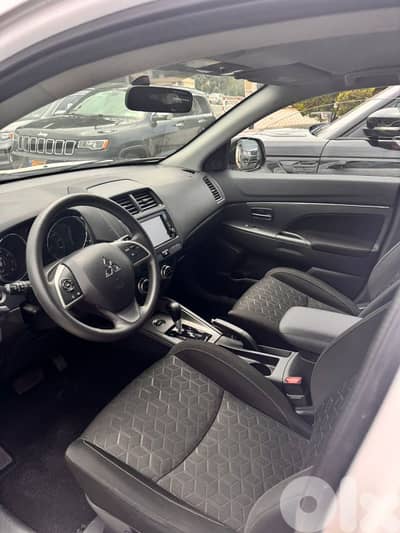 Mitsubishi Outlander Sport 2020