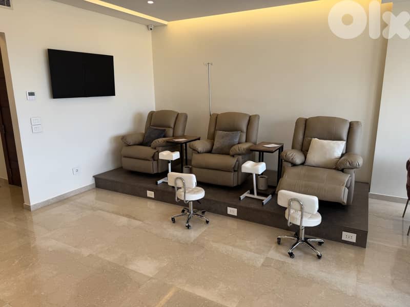 Clinic for Sale -Achrafieh |Fully Operational $45,000 + $1,250/month 0