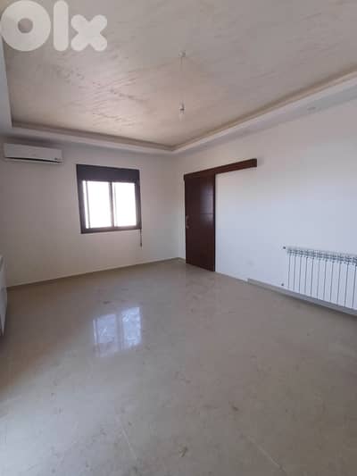 Apartment for Sale in Hosrayelشقة للبيع في حصرايل جبيل