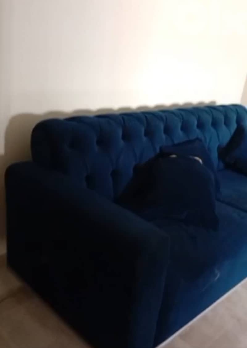 Living room 0