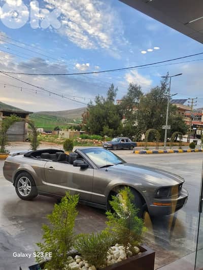 Ford Mustang 2005