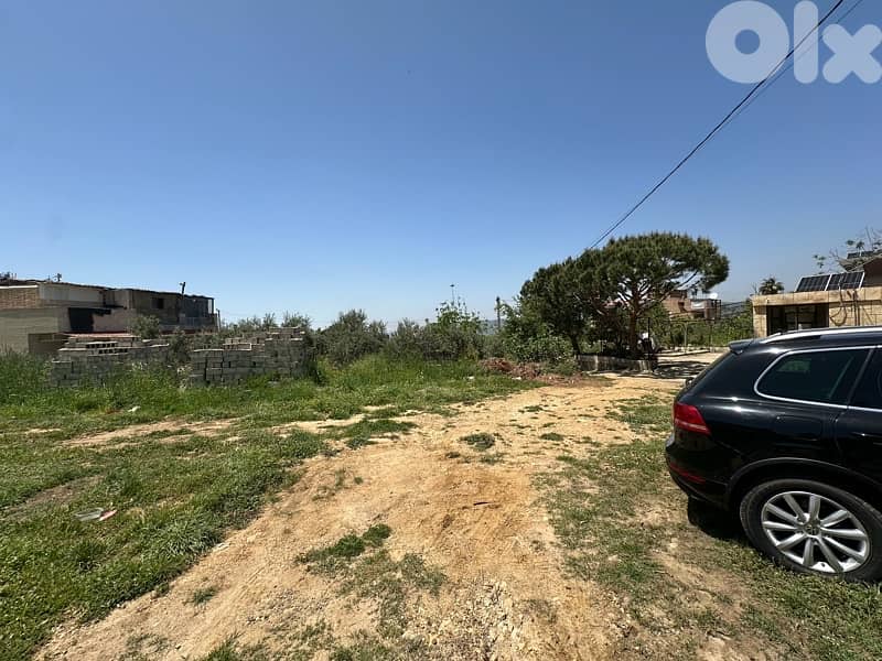 1130m land zone 25/50 three floor building Qobeih Hammana RasMetn 4