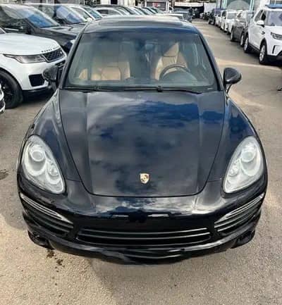 Porsche Cayenne S 2012