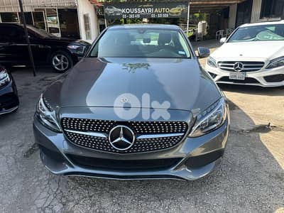 Mercedes-Benz C-Class 2018 California very clean