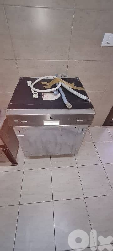 TEKA BUILT IN DISH WASHER 0