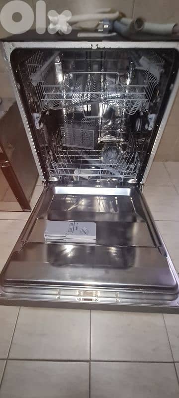 TEKA BUILT IN DISH WASHER 3