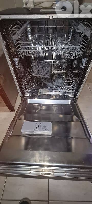 TEKA BUILT IN DISH WASHER 4