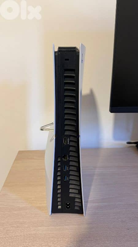 PS5 Slim Disc Edition European Version 1TB  super clean used like new 0